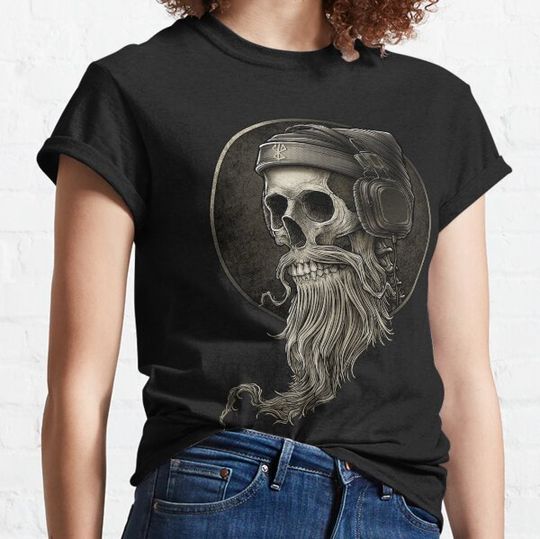 Discover Viking Vintage Skull Beard with Headphone T-shirts