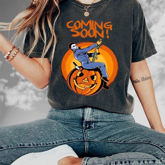 Discover Vintage Halloween Safety Sweatshirt - Classic Horror Inspired