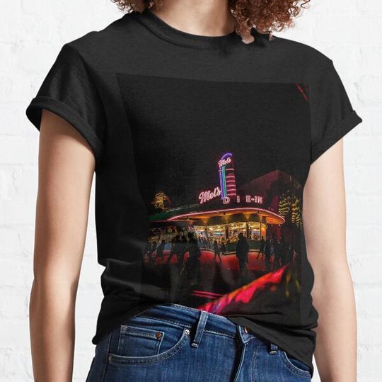 Discover Mel’s dine-in T-shirts