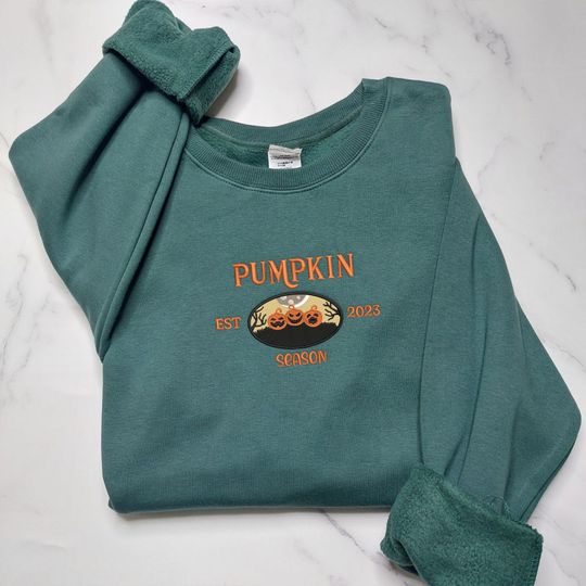 Discover Hello Pumpkin Embroidered Sweatshirt, Fall Sweatshirt, Autumn Crewneck, Funny Halloween, Autumn Crewneck, Halloween Gift ECL018