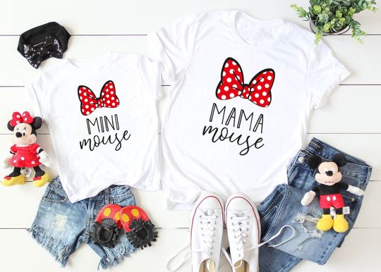 Discover Personalized Mama Mouse T-Shirt