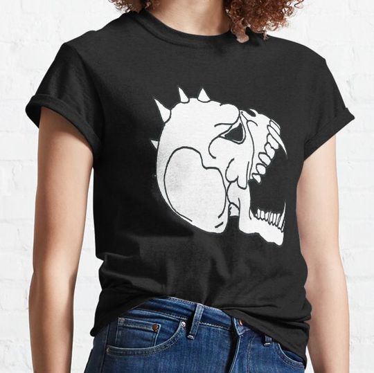 Discover HALLOWEEN VAMPIRE SPIKED SKULL T-shirts
