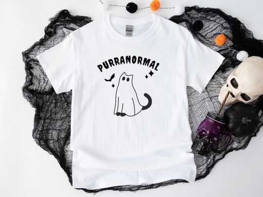 Discover Purranormal Graphic Halloween T-shirt Featuring Ghost Cat