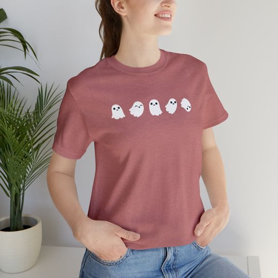 Discover Cute Ghosts Halloween T-Shirt, Kawaii Halloween Shirt, Women's Fall Autumn Spooky T-Shirt