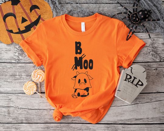 Discover Boo Moo Cow Halloween Theme T-Shirt