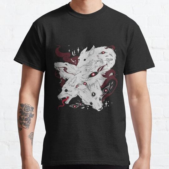 Discover Wild Wolves With Many Eyes T-shirts