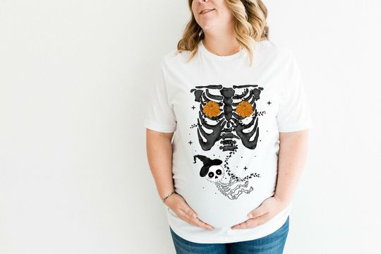 Discover Halloween Mum Outfit - Maternity Tee for First Halloween