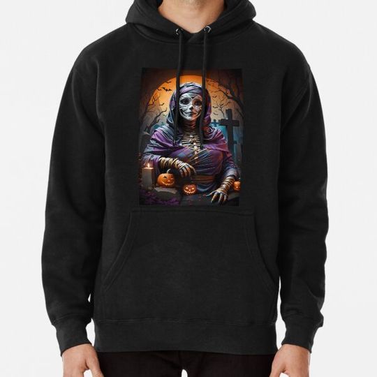 Discover Halloween Mummy in Graveyard Hoodies