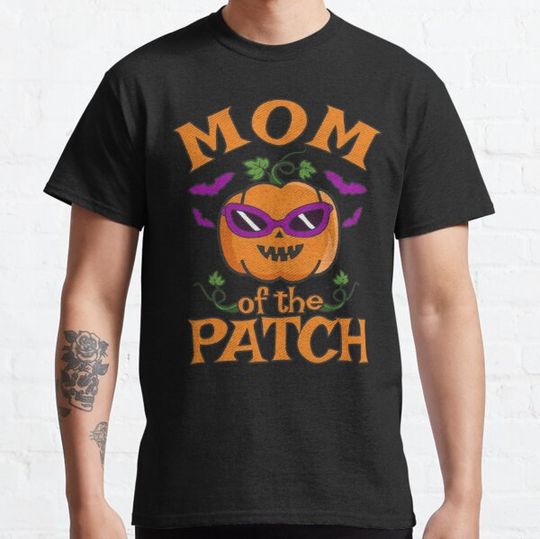 Discover Pumpkin Mom Of The Patch Cute Halloween Pumpkin Costume for Mama T-shirts