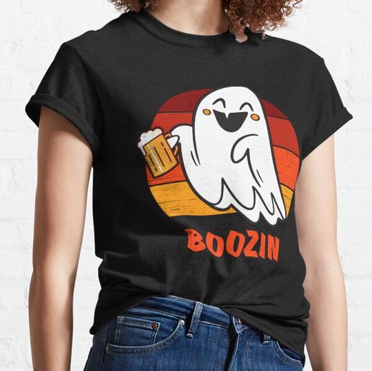 Discover Funny halloween cute ghost drinking beer  / Boozin T-shirts