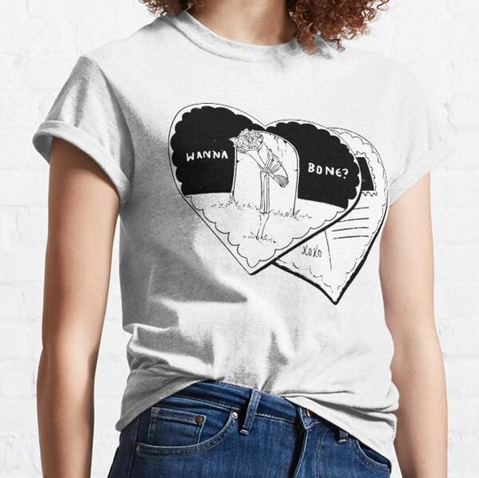 Discover Halloween Valentine - Black T-shirts