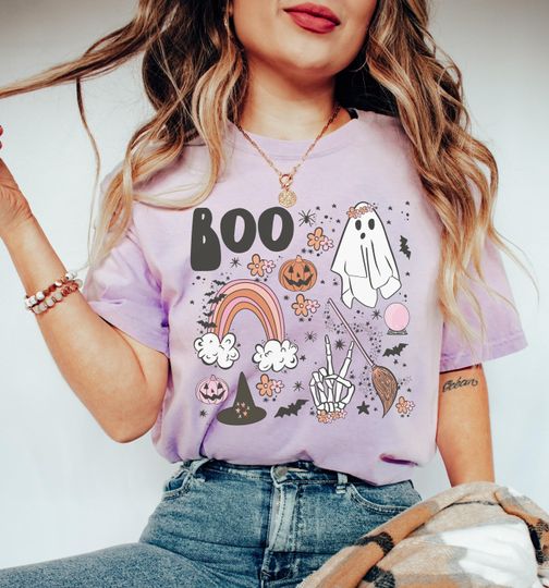 Discover Vintage Halloween Doodles Tee