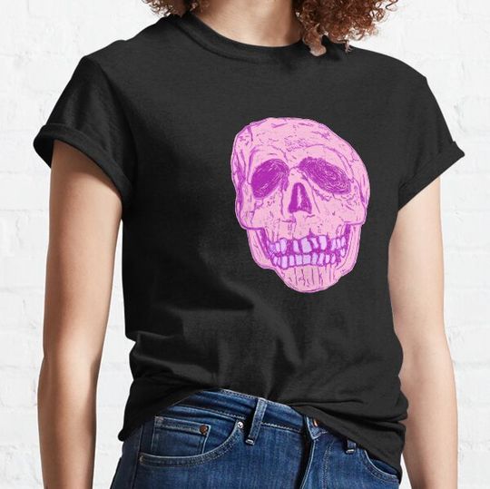 Discover Silver Shamrock Skull (Neon Pink) T-shirts