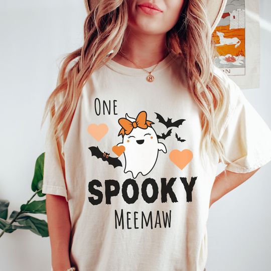 Discover One Spooky Meemaw  T-Shirt, Halloween Grandmother Tee Shirt, Cute Ghost Shirt, Halloween Gift, Funny Ghost, Spooky Season Tee