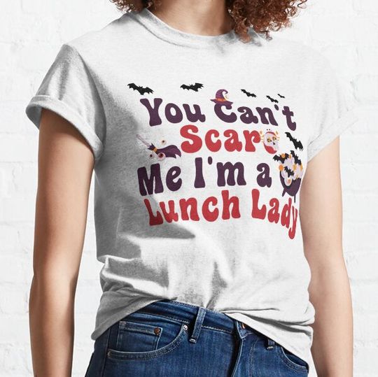 Discover you can't scare me i'm a lunch lady ,halloween scary evil pumpkin funny pumpkin head T-shirts