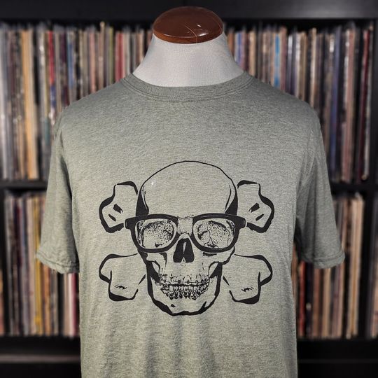 Discover Nerd Skull | Spooky Art | Skull Shirt | Nerd Gift | Geeky Tee | Cool Handmade T-Shirt | Father's Day Gift by Happy Nerdy/HappyNerdyShirtCo