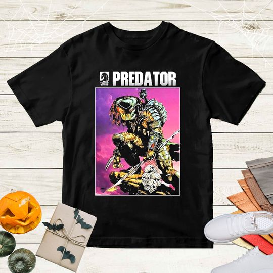Discover Vintage Predator Graphic T-Shirt