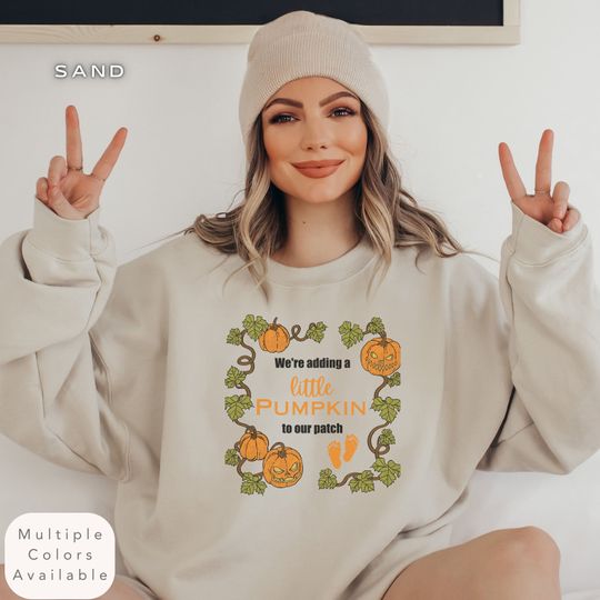 Discover Spooky Mom To Be Sweatshirt - Halloween Pregnancy Announcement