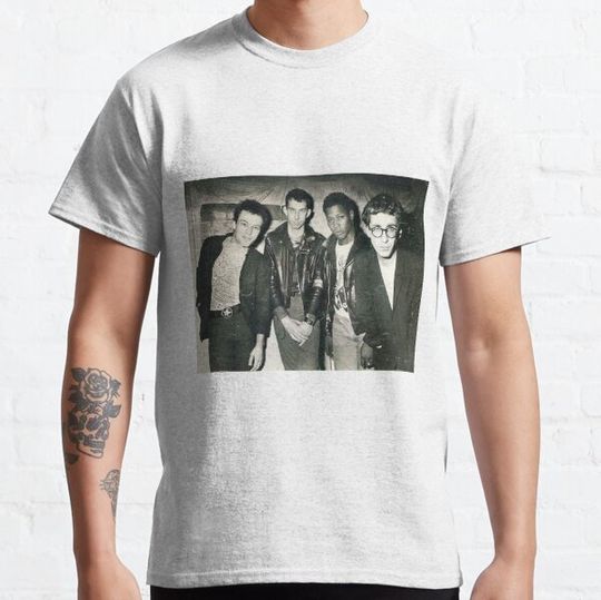 Discover Dead Kennedys T-shirts