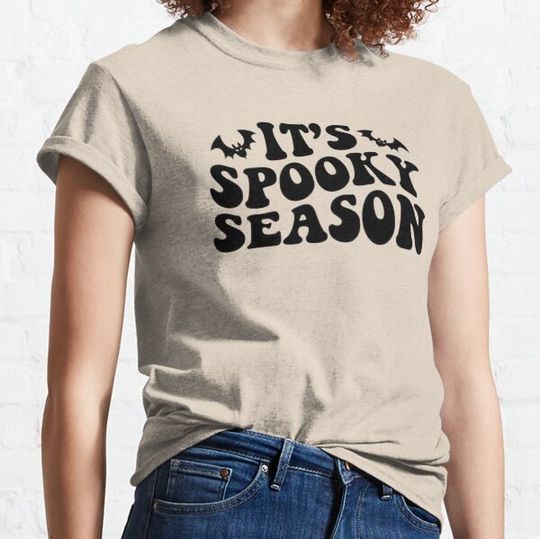 Discover Copy of it's spooky season, vintage, gif2022 T-shirts