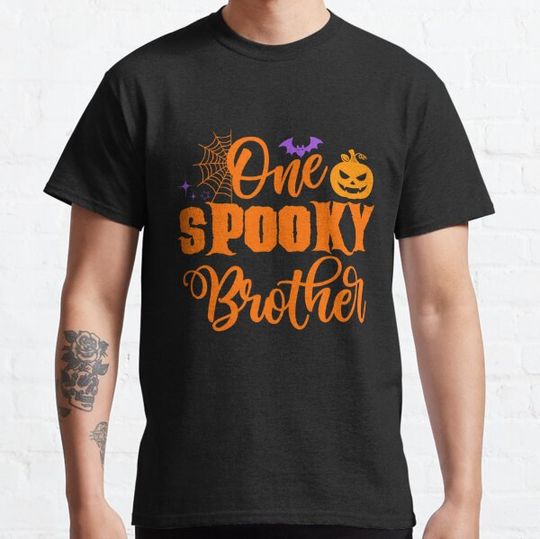 Discover Mens One Spooky Brother Funny Halloween Costume Bro T-shirts