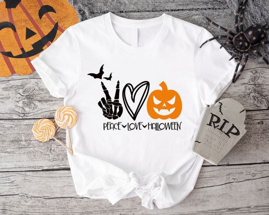 Discover Happy Halloween Pumpkin Face T-Shirt