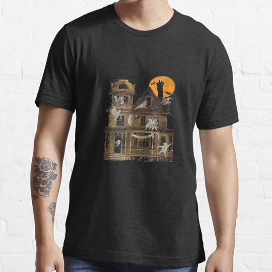 Discover Halloween Haunted House Vintage Graphic T-Shirt T-shirts