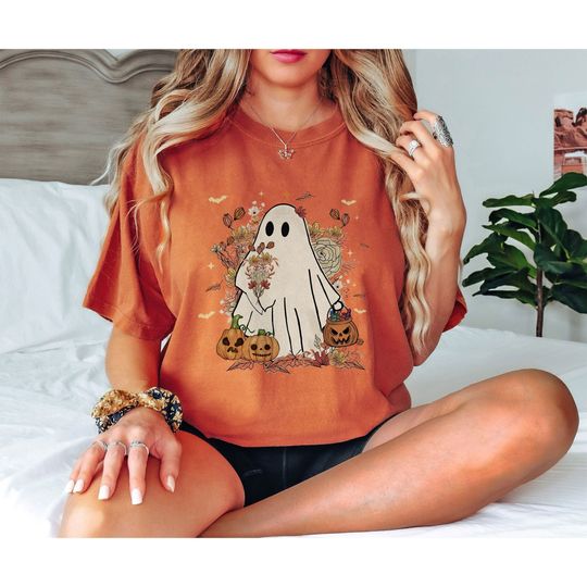 Discover Cute Floral Ghost Halloween Sweatshirt - Halloween Gift