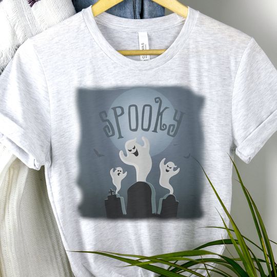 Discover Halloween Ghosts Graphic Tee