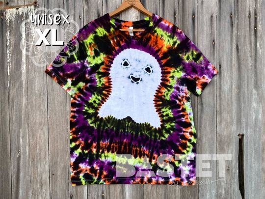 Discover Extra Large READY TO SHIP Halloween Happy Ghost Lightweight Tee