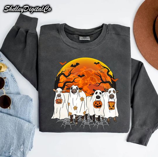Discover Funny Ghost Cow Halloween Sweatshirt