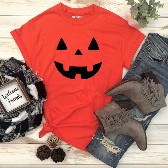 Discover All Pumpkin Faces T-Shirt