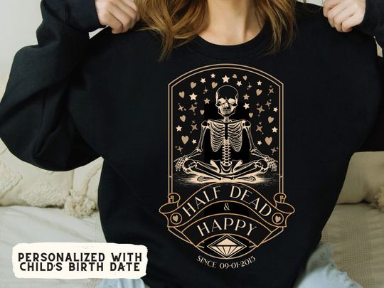 Discover Personalized Funny Mom Skeleton Hoodie for Gifts