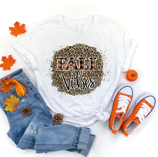Discover Fall Vibes and Thanksgiving Graphic Tee