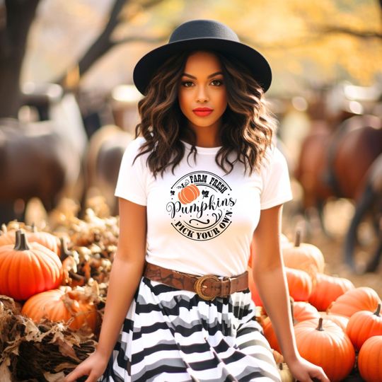 Discover Pumpkin Halloween Screen Print T-Shirt