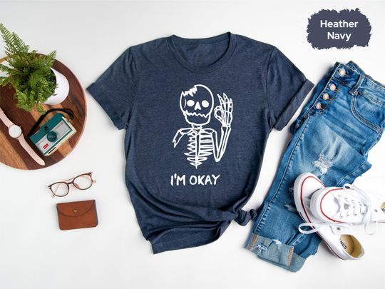 Discover Funny Skeleton Halloween Graphic T-Shirt