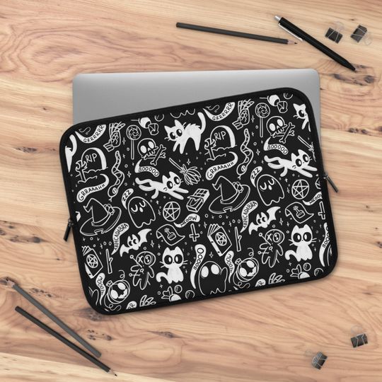 Discover Cute Halloween Laptop Sleeve - Spooky Witchy Design