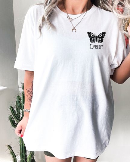 Discover Minimalist Monarch Butterfly T-Shirt