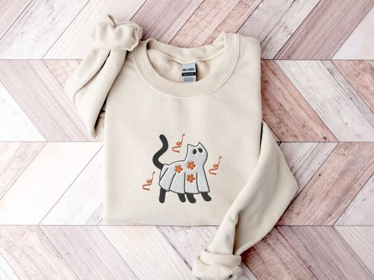Discover Spooky Embroidered Ghost Cat Sweatshirt