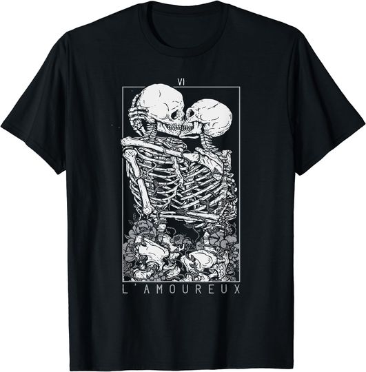 Discover Tarot Card Kissing Skeleton Love Skull Bones Horror Goth T-Shirt