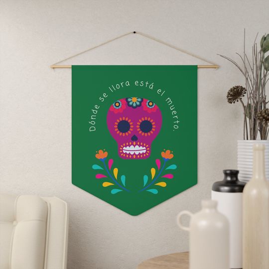 Discover Decor"s dead day, where Green Pennant cries