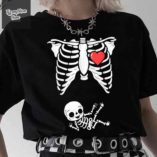 Discover Skeleton Pregnancy Announcement Shirt - Vintage Style