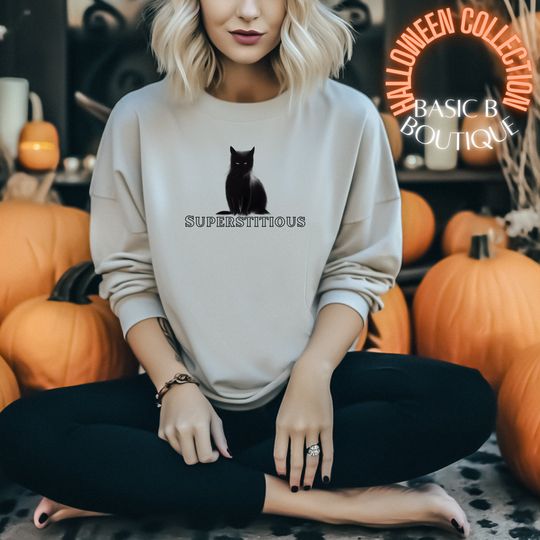 Discover Halloween BLACK CAT Sweatshirt, Fall Oversized Crewneck Sweatshirt, Cute Halloween Cat Shirt in Beige