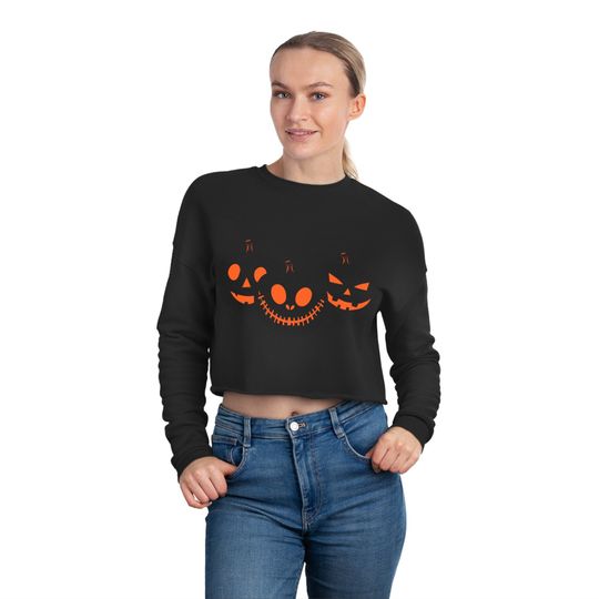 Discover Halloween Sweatshirt Gift - Cute Doodles for Moms Celebrating Halloween