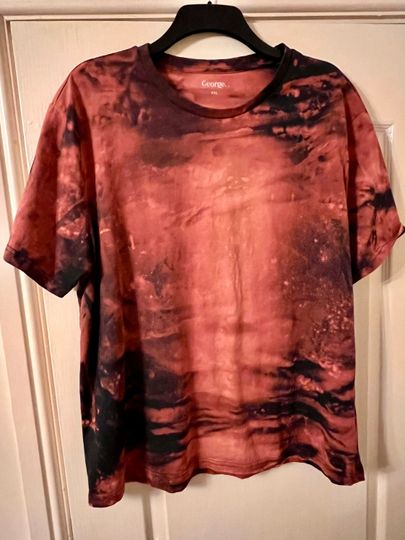 Discover Reverse Tie DyedT-Shirt| 'Atomic' | XXL Adult| Unisex| UK seller| Limited Edition| Men's/Women's| Christmas / Festival Gift| Pride