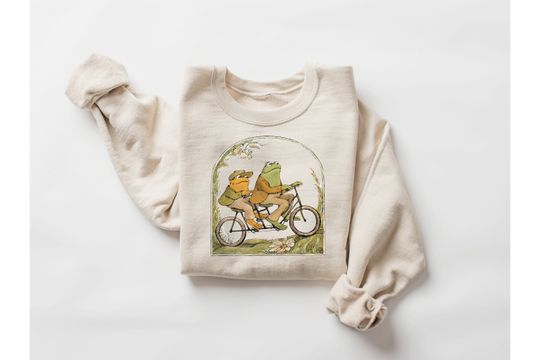 Discover Frog And Toad Crewneck tshirt, Vintage Classic Book tshirt