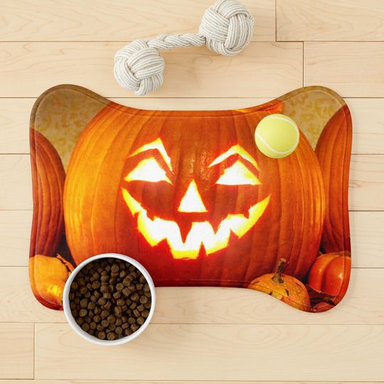Discover Halloween Scary Pumpkin Pet Mat