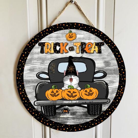 Discover Personalized Gnome Cat Trick Or Treat Door Sign