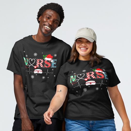 Discover Nurse-Christmas-Santa-Hat-Snow-Stethoscope-Reindeer-Xmas-T-Shirt-T-Shirt Classic T-Shirt