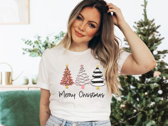 Discover Merry Christmas Tree Pink Leopard Black and White Women's